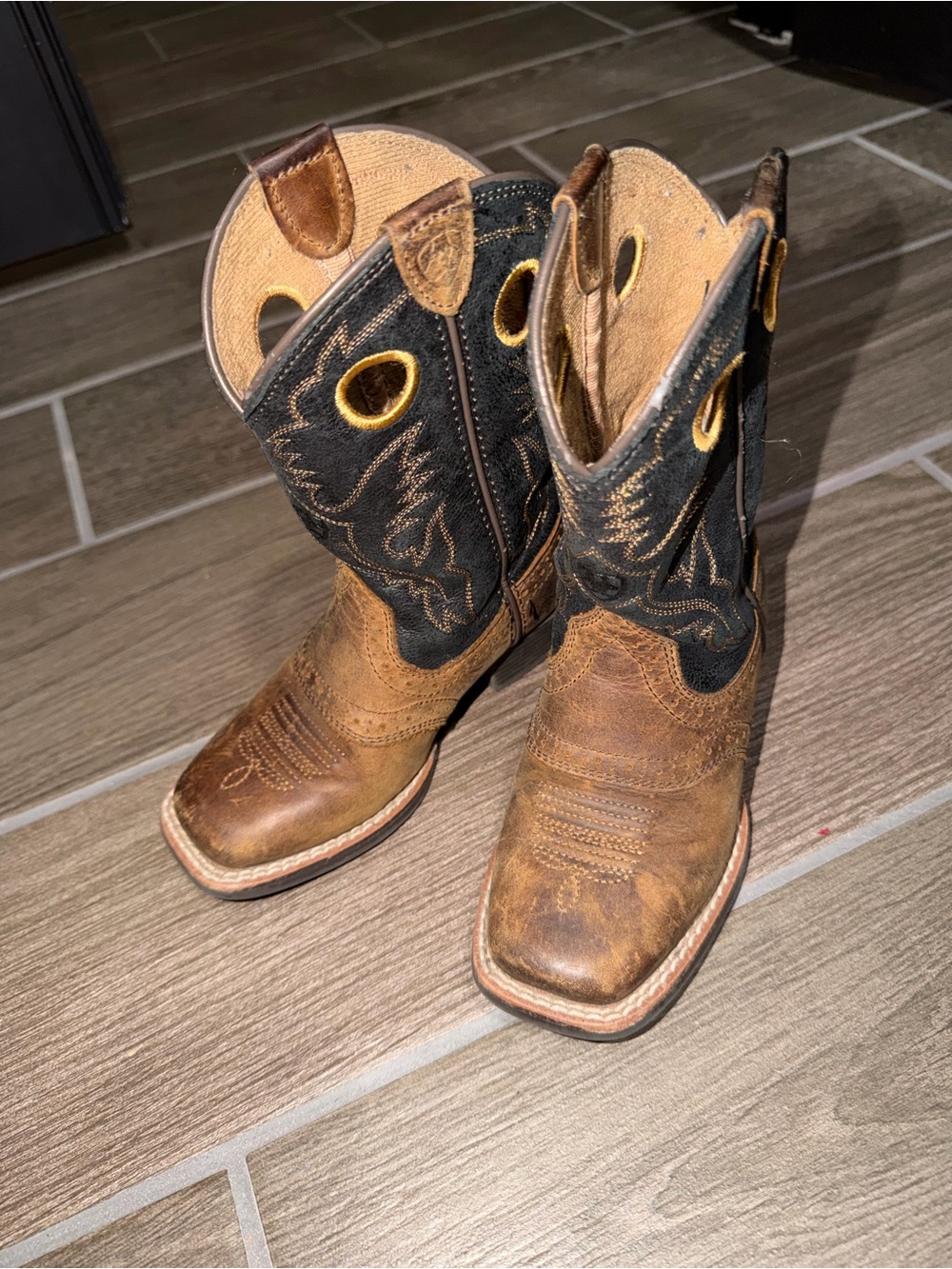 Ariat Kids Pull-On Western Leather Boots